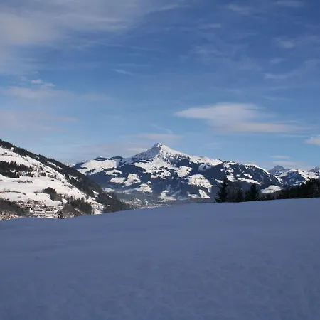 In Kirchberg Near Lift Кірхберг